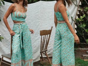 Bohemian Style Floral Print Crop Top and Wide-Leg Pants Set with Coordinating Belt