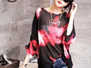 Women's Casual Batwing Sleeve 'Happy' Print Abstract Red and Black Top