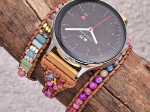 Bohemian Style Women's Analog Watch with Multi-Layer Beaded Bracelets