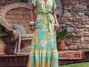 Bohemian Floral Print V-neck Midi Dress with Tie Waist