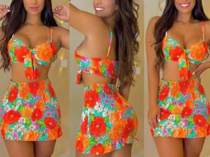 Floral Print Two-Piece Summer Outfit with Crop Top and Skirt Set